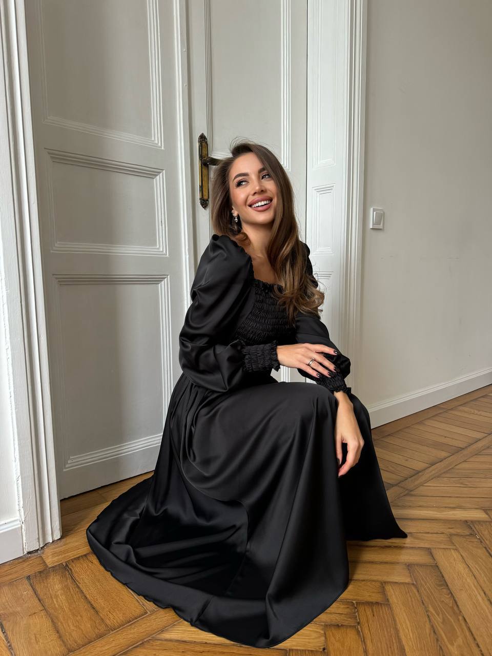 Juoda maxi suknelė "Celeste"