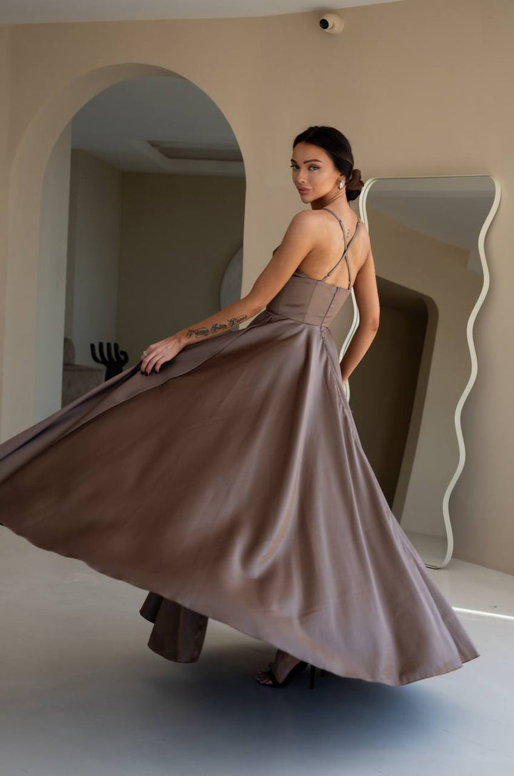 Long brown dress “Datela”
