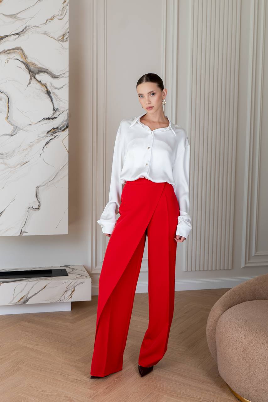 Red classic trousers “Crystal line”
