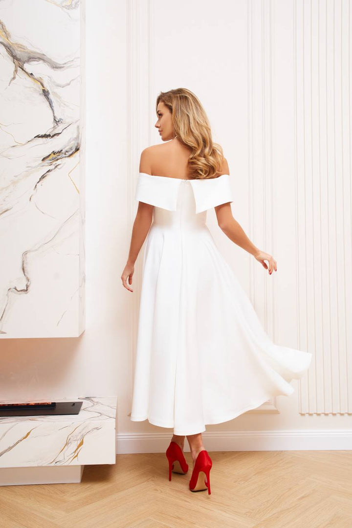 Balta midi suknelė "Santara"