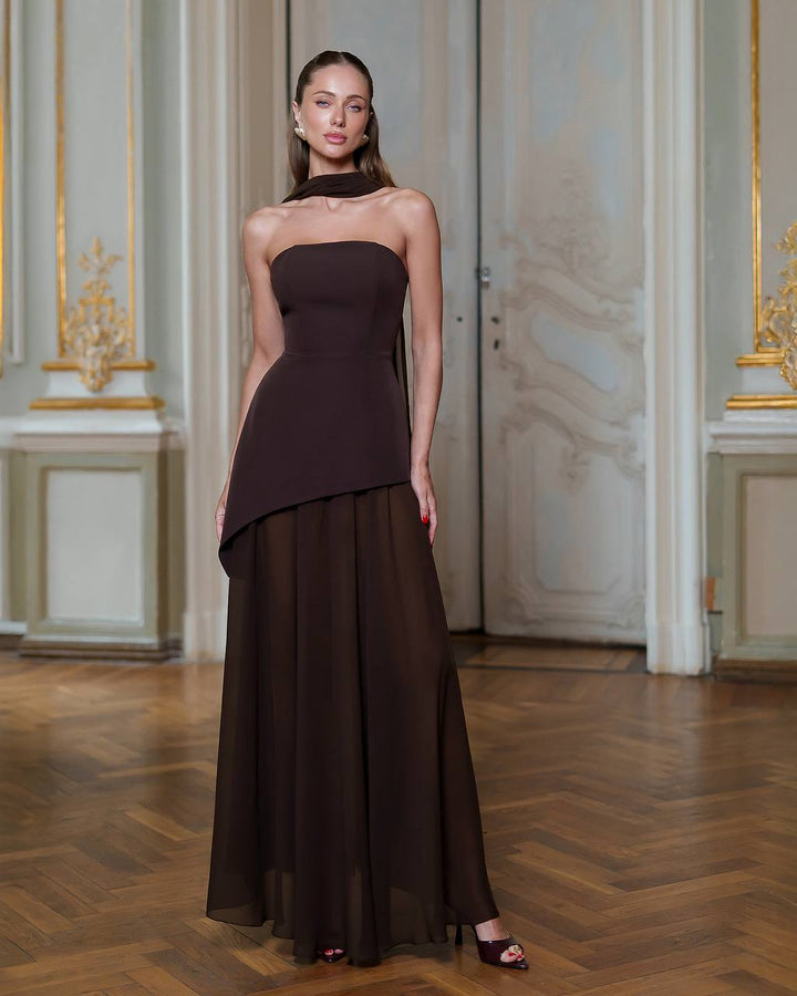 Trijų dalių šokoladinės spalvos suknelė „Nitena“