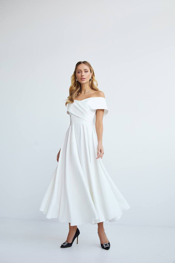 Balta midi suknelė "Santara"