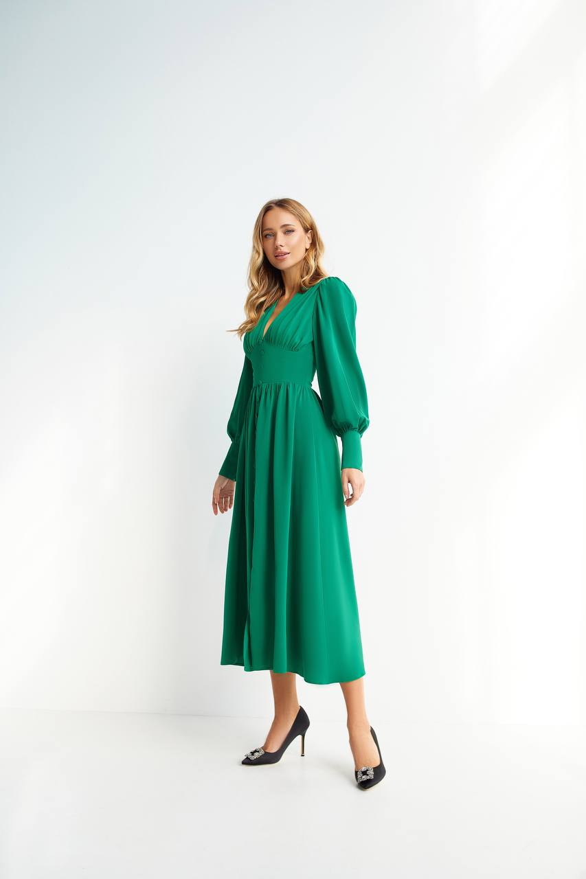 Green midi dress “Nivara”