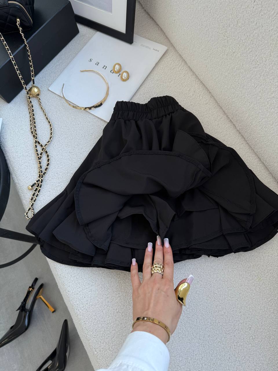 Black skirt-shorts “Melania”