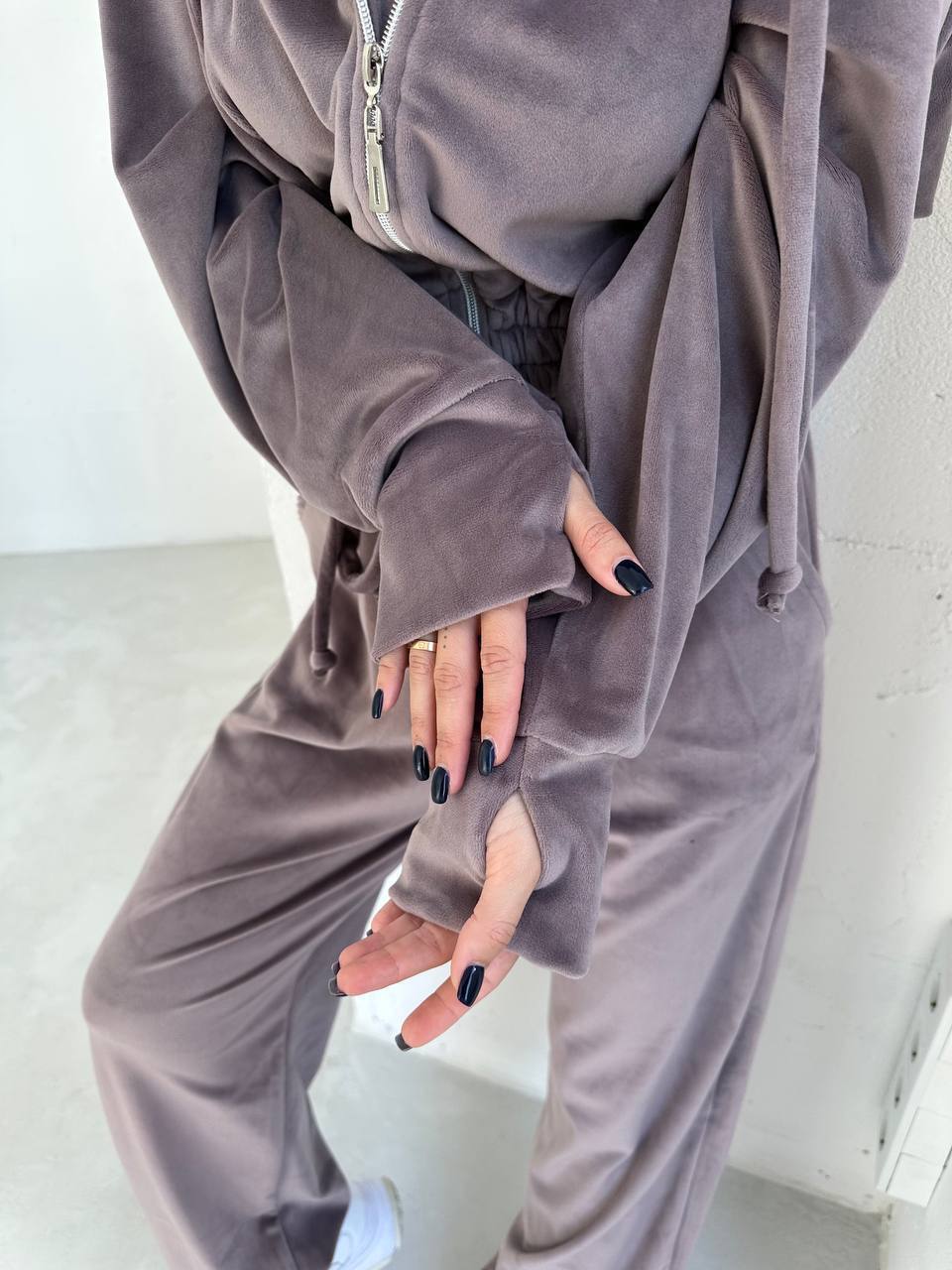 Brown velvet set “Vebega”