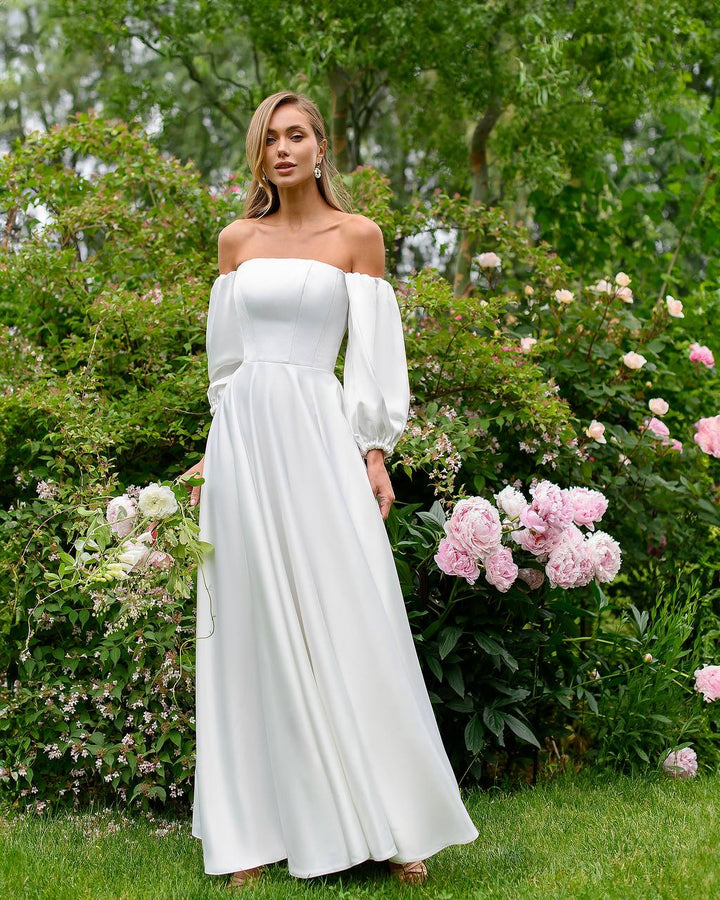 Pieno baltumo nuotakos suknelė „Baleja“