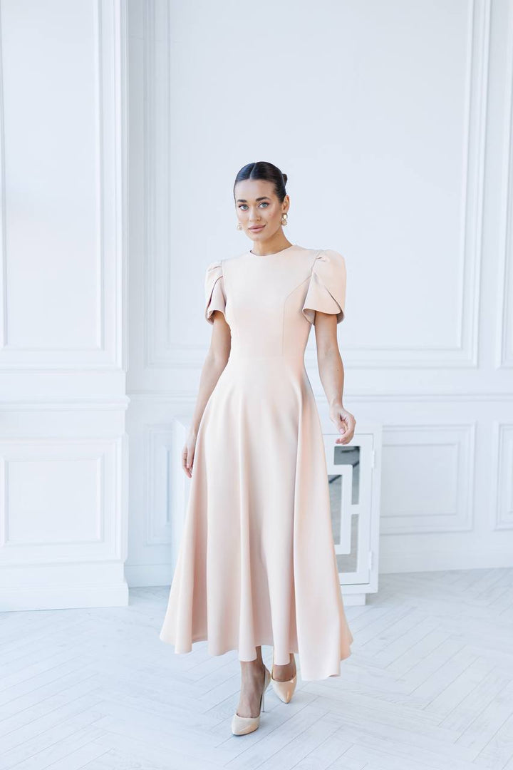 Smėlio spalvos suknelė "Ameta"