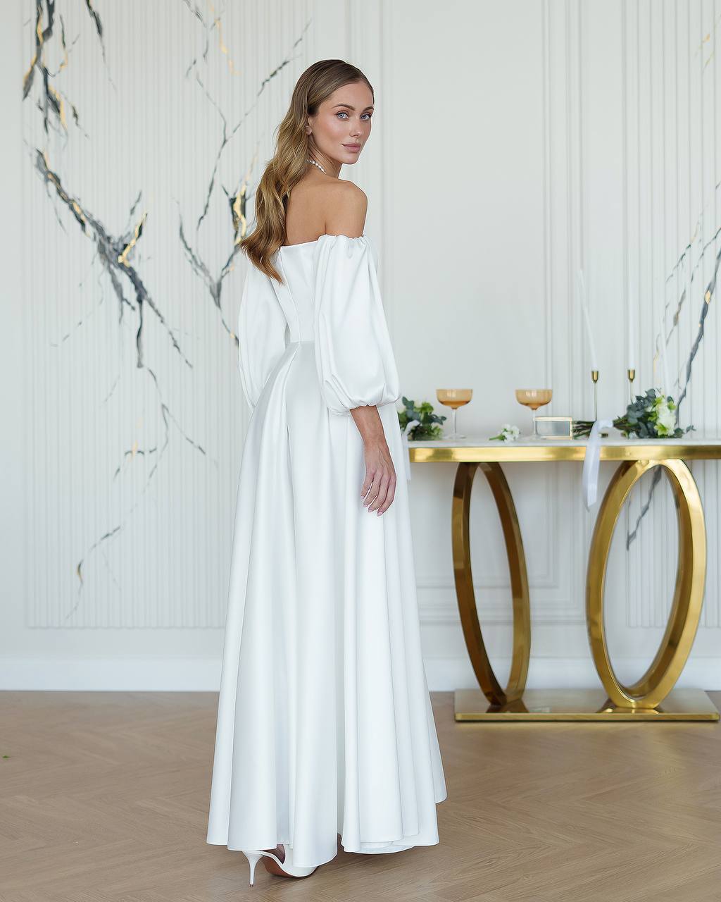 Pieno baltumo nuotakos suknelė „Baleja“