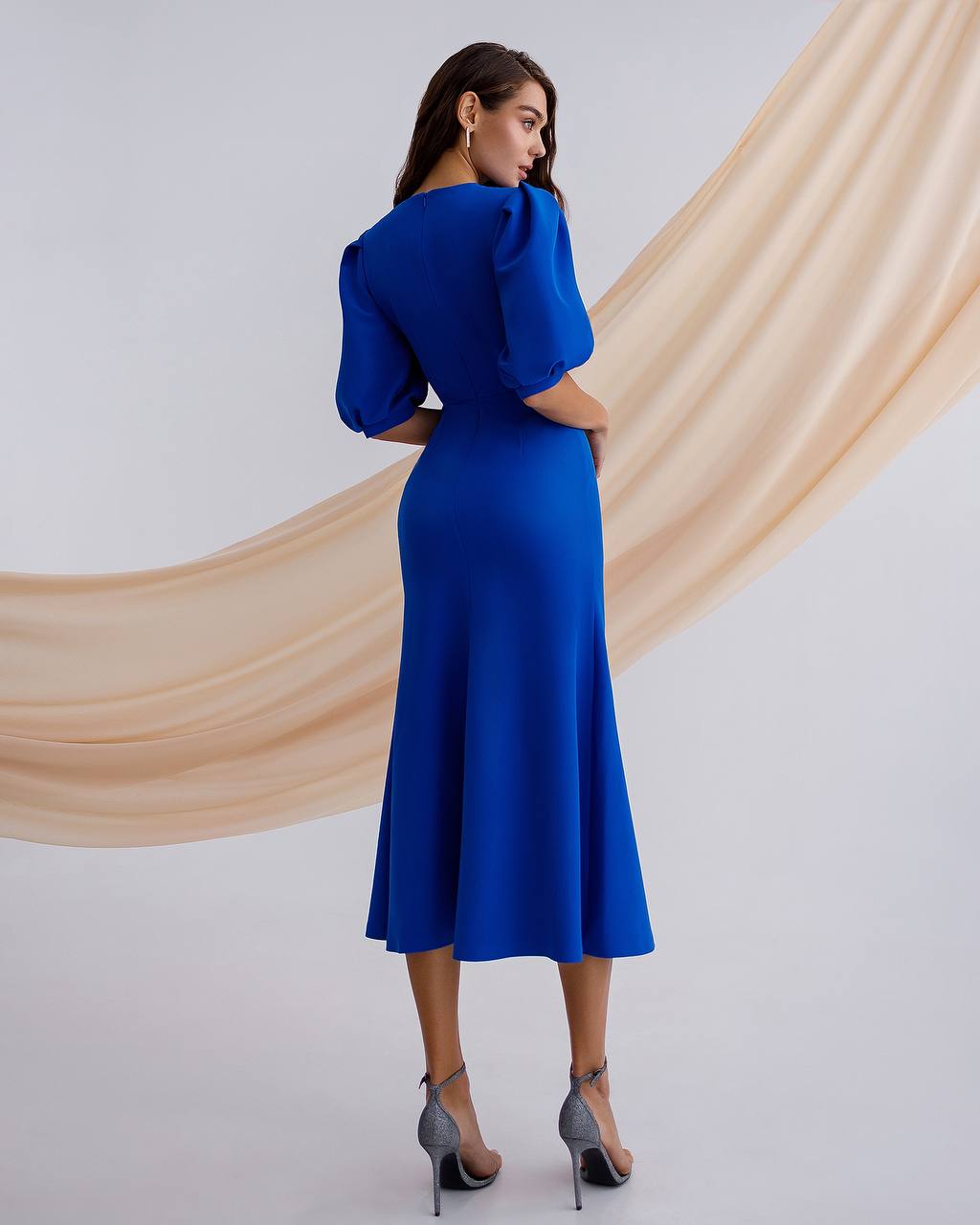 Mėlyna midi suknelė "Cerulea"