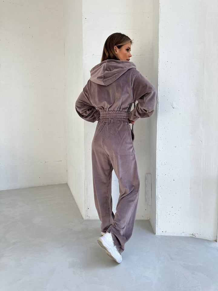 Brown velvet set “Vebega”