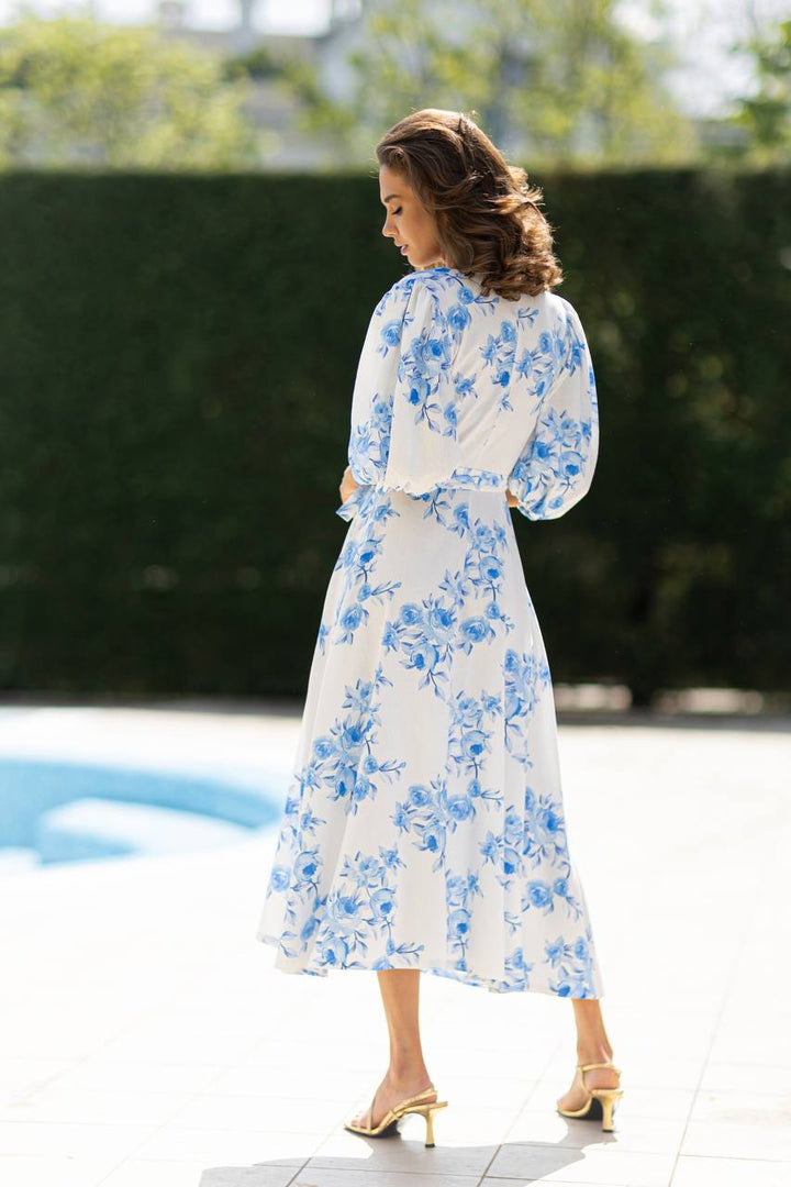 Lininė suknelė su gėlių raštais "Arija"