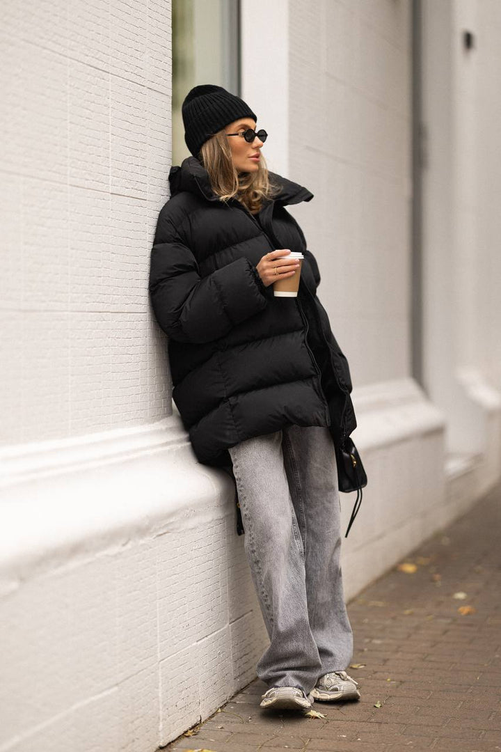 Juoda oversized žieminė striukė "Arden"