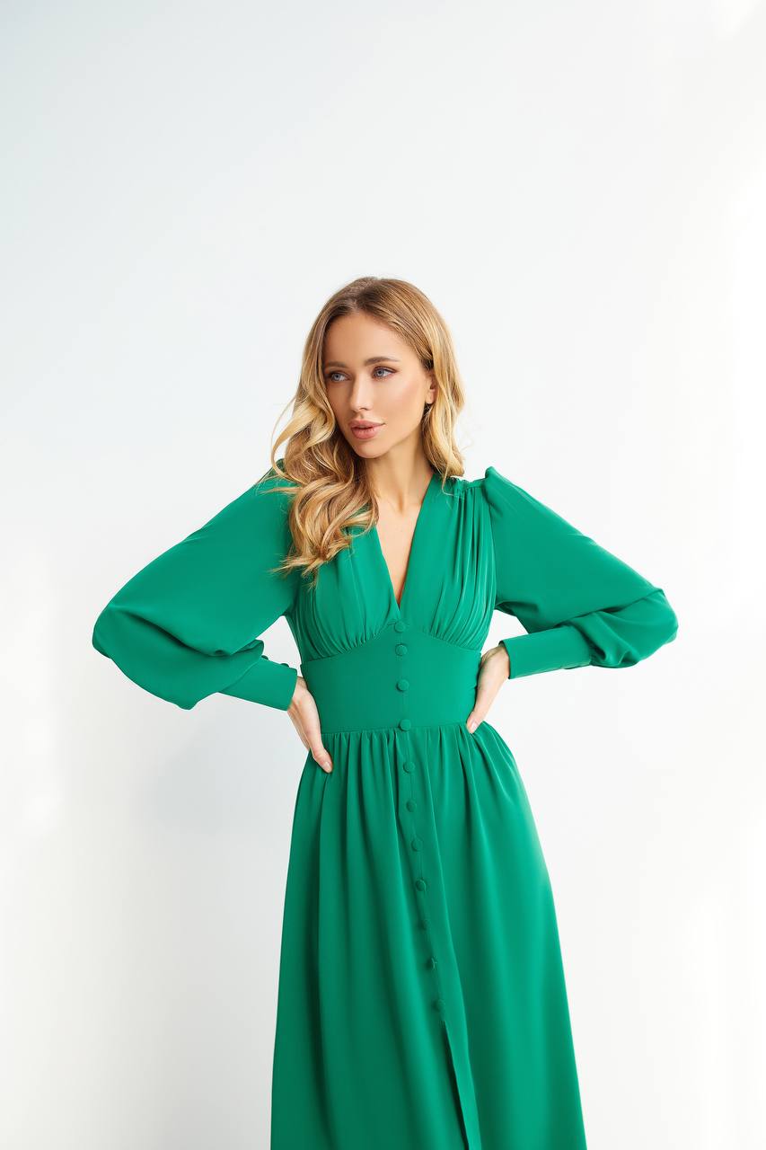 Green midi dress “Nivara”