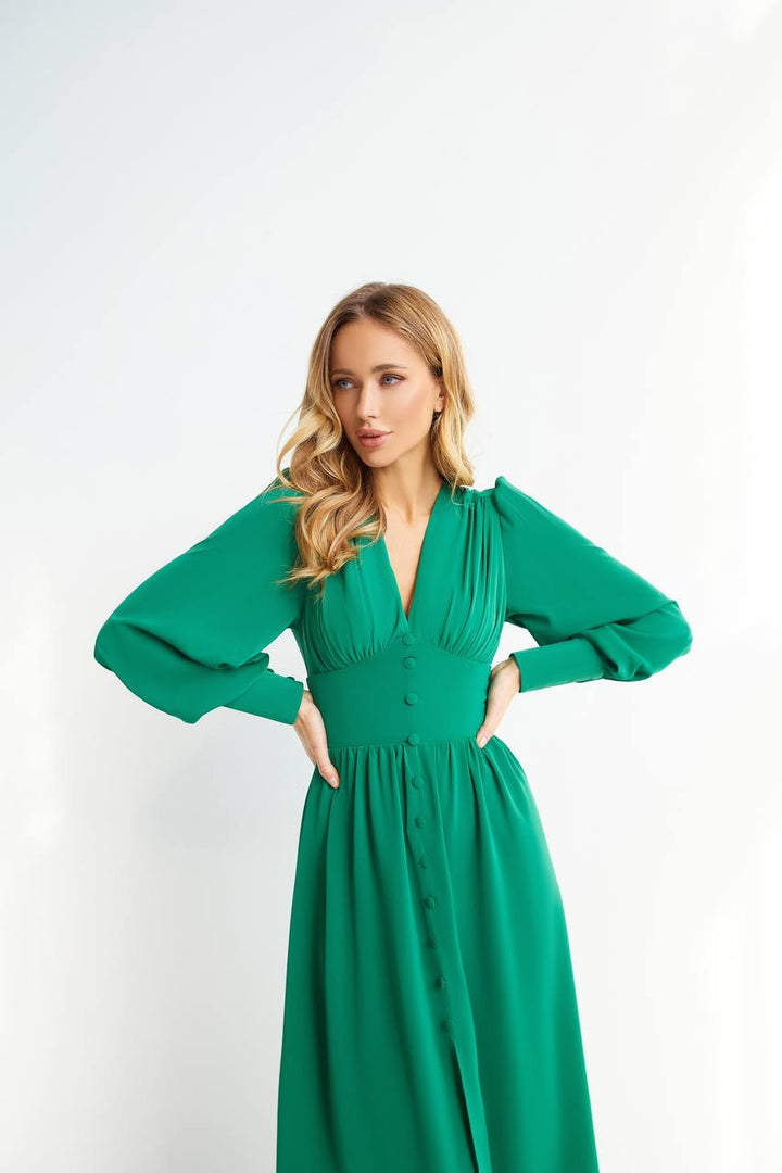 Green midi dress “Nivara”