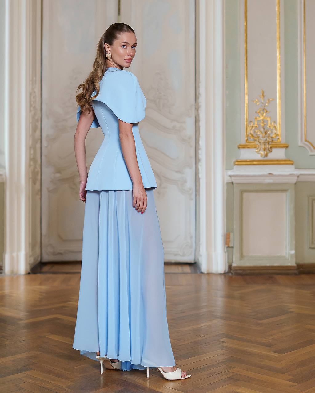 Trijų dalių žydra suknelė „Ratena“