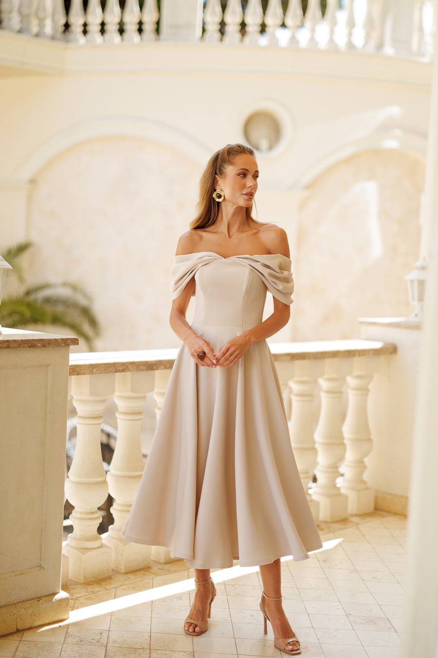 Smėlio spalvos suknelė „Domeja“
