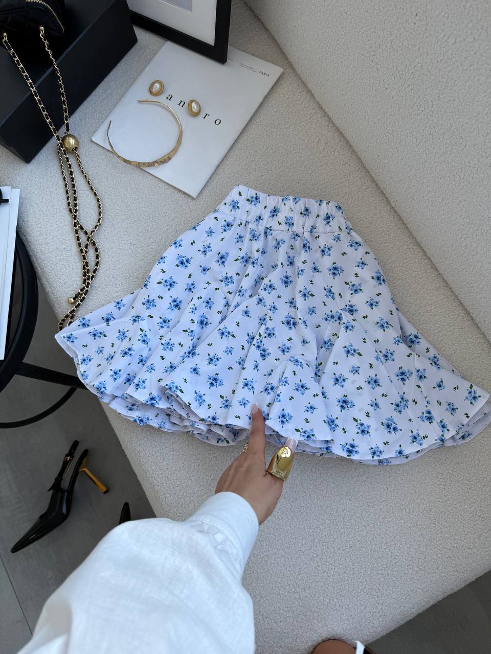 White with flowers skirt-shorts “Melania”