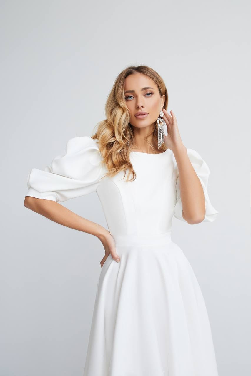 Balta midi suknelė "Open back pearl"