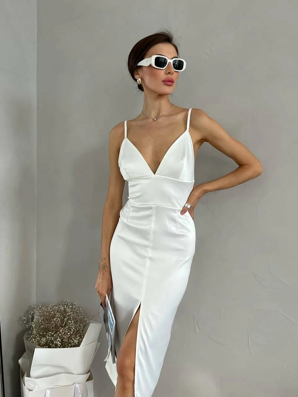 White midi dress Cami pencil skirt Garde robe Boutique EU