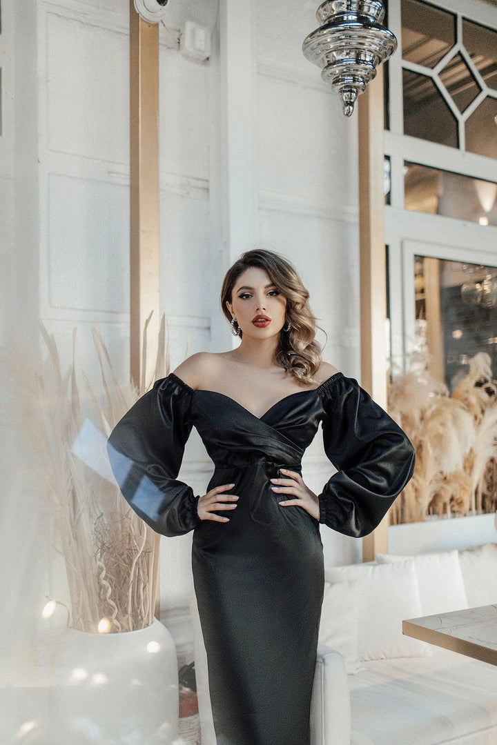 Juoda suknelė "Puff sleeve satin midi"
