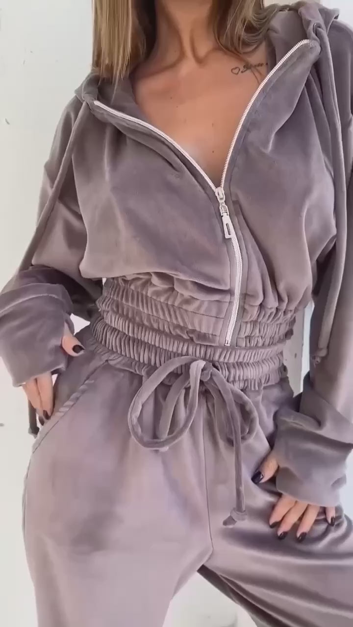 Brown velvet set “Vebega”