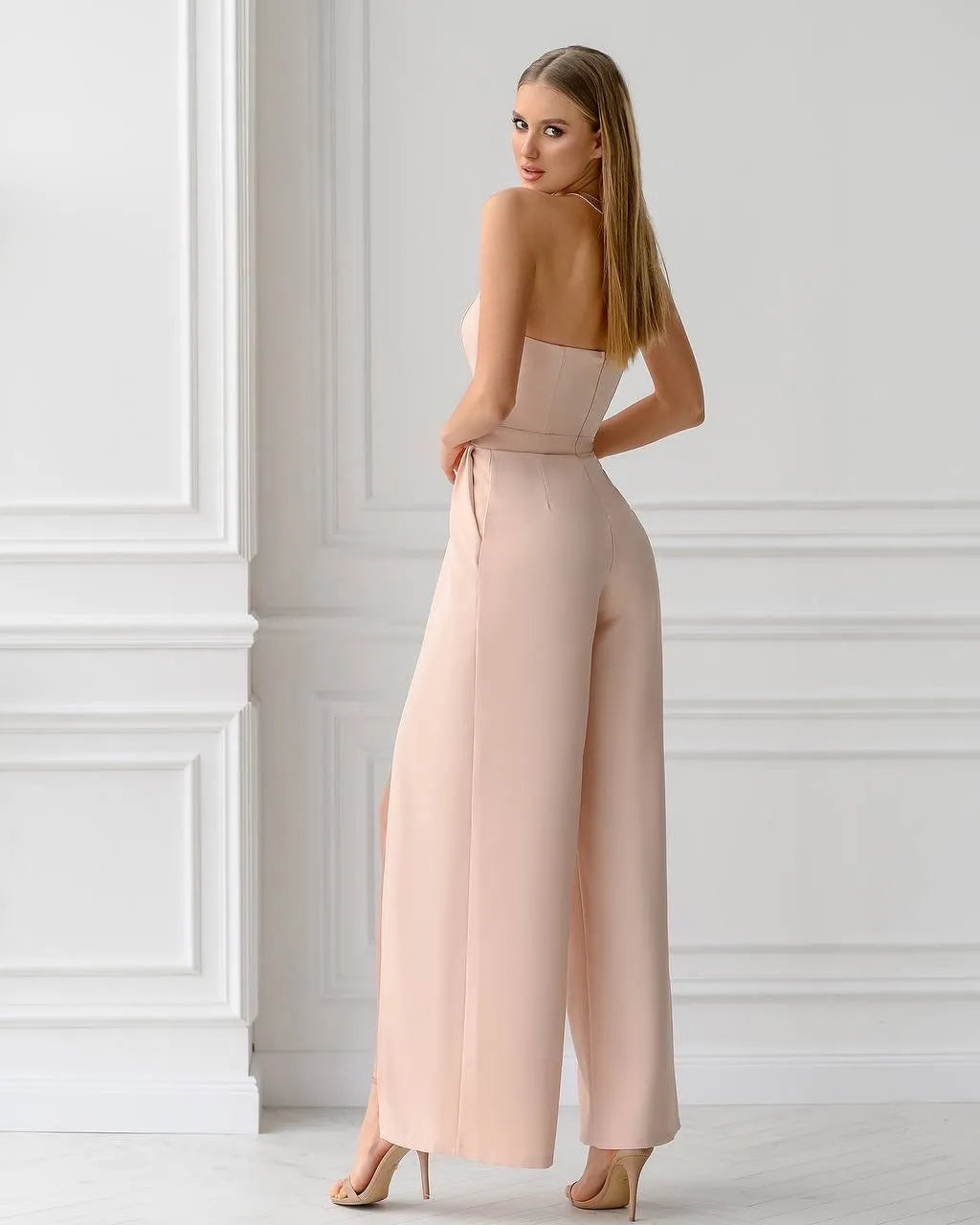 Kūno spalvos kombinezonas "Luxe split leg"