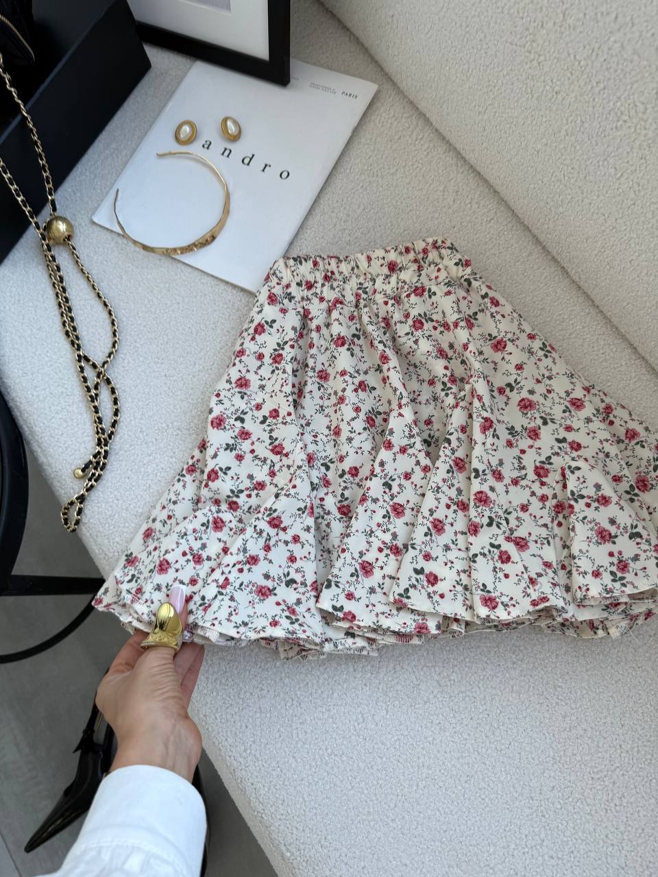 White with red flowers skirt-shorts “Melania”