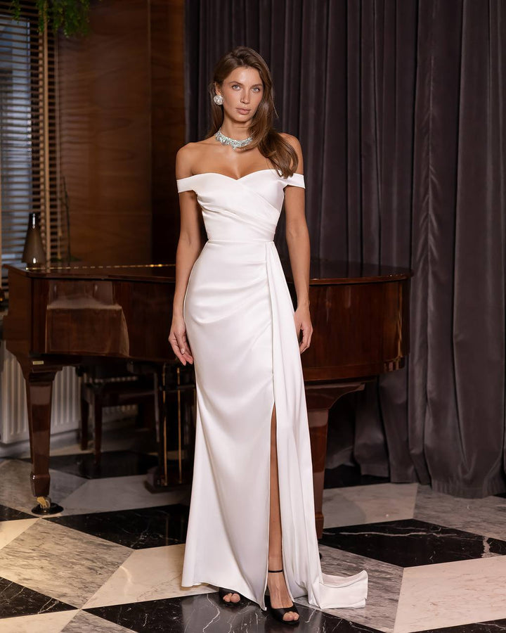 White maxi dress “Oscata”