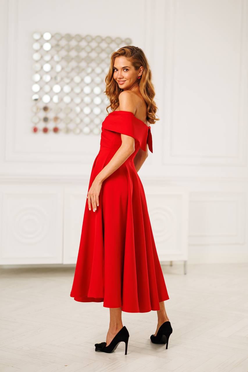 Red midi dress “Santara”
