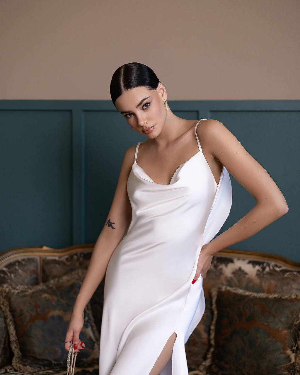White color dress “Fatena”