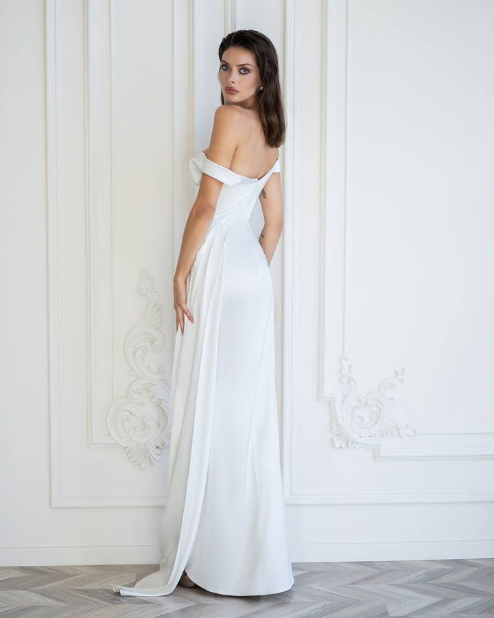 White maxi dress “Oscata”