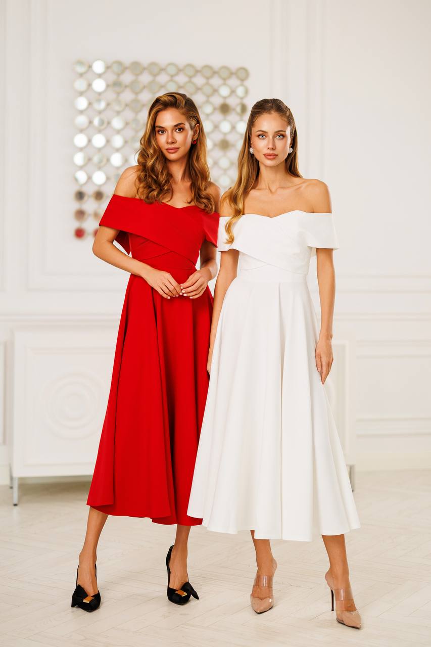 Red midi dress “Santara”