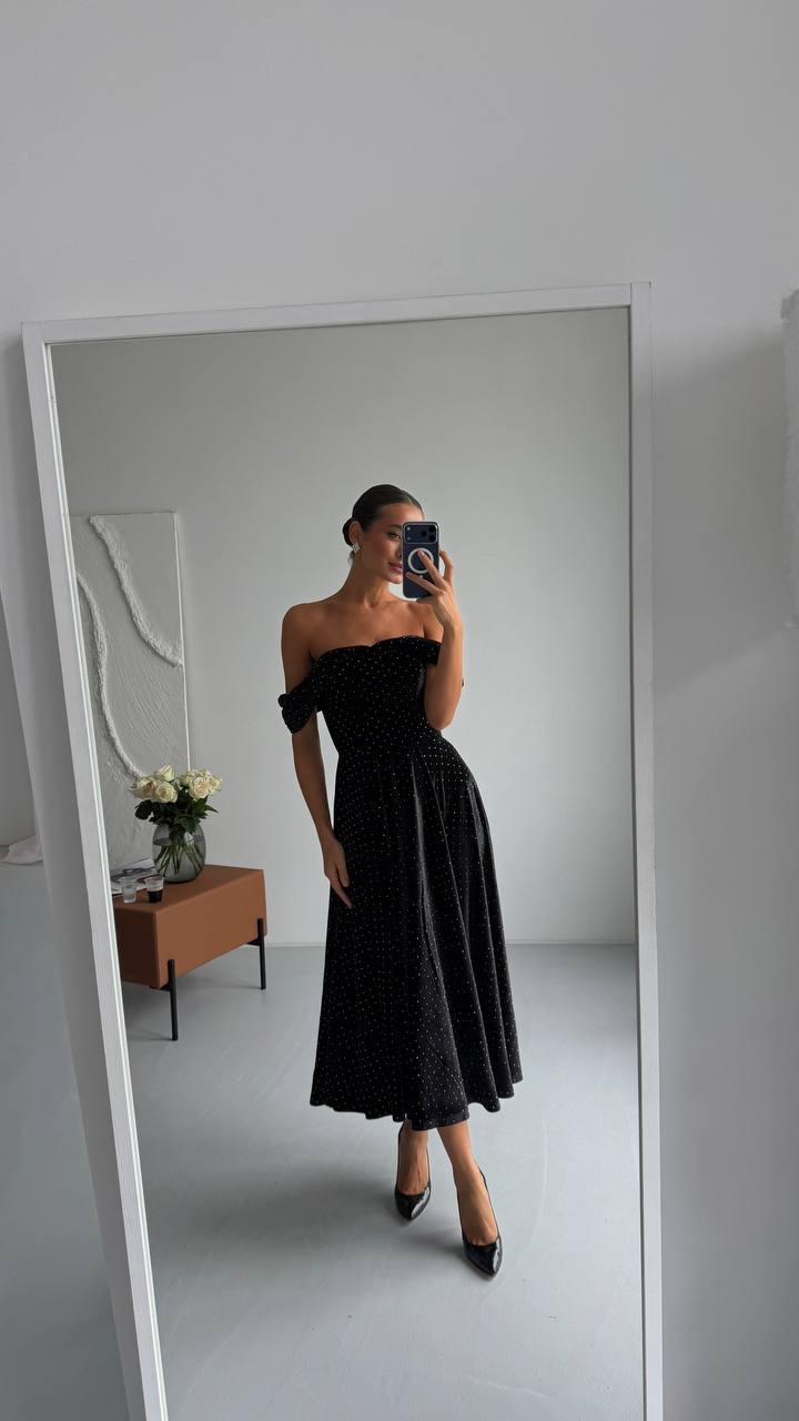 Black velvet dress “Dina”