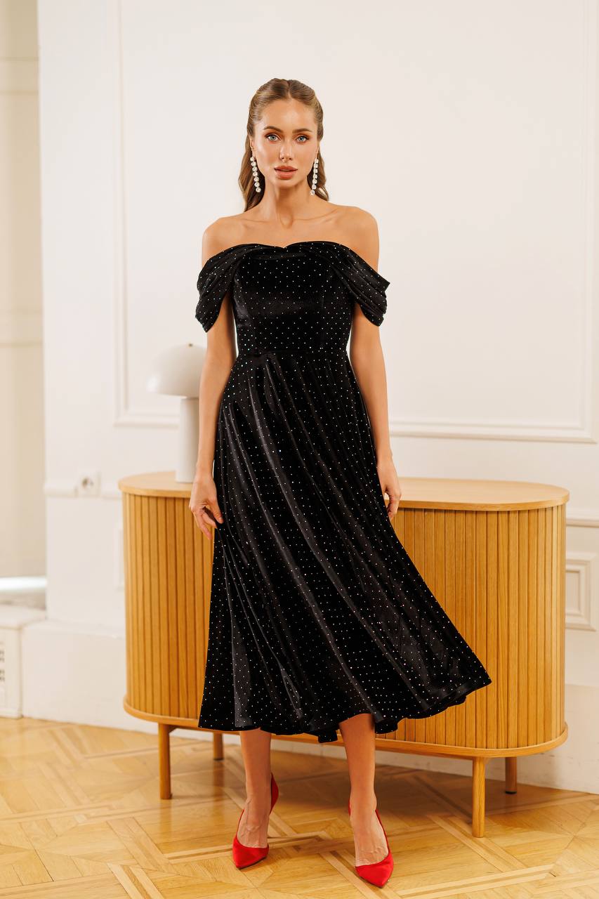 Black velvet dress “Dina”