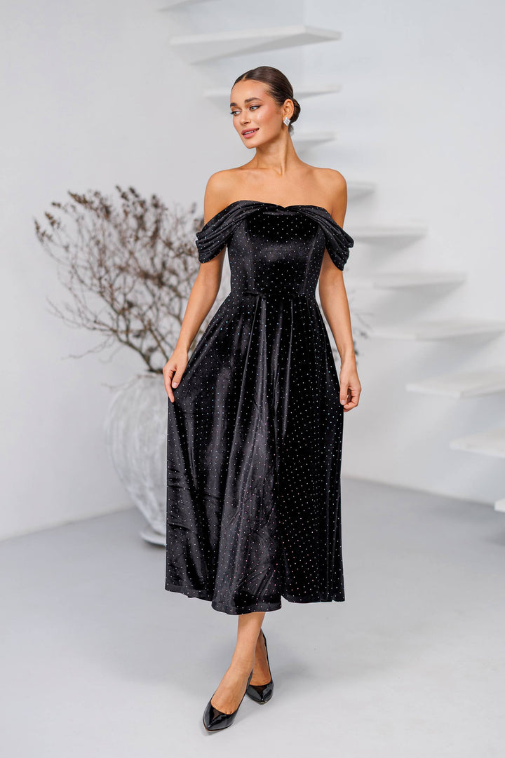 Black velvet dress “Dina”