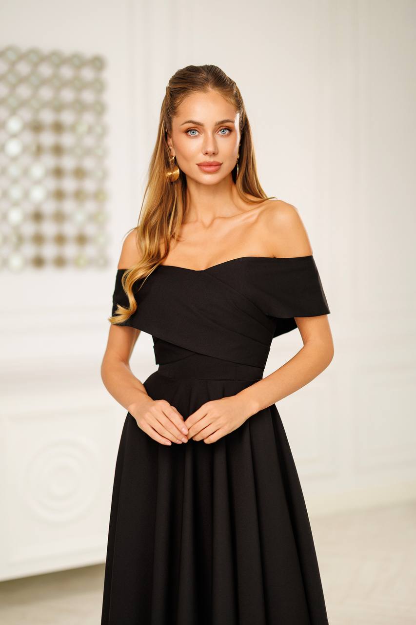 Black midi dress “Santara”