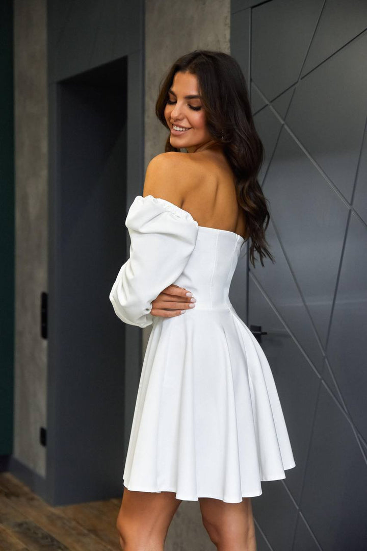 White mini dress "Elastic shoulder"