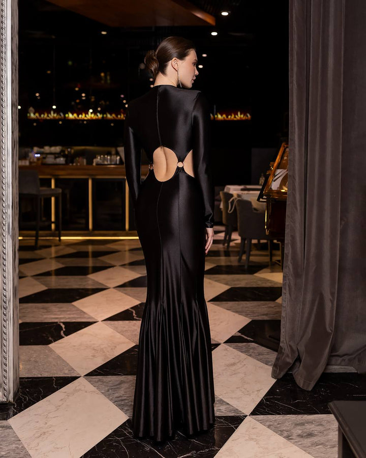 Black maxi dress “Aura”