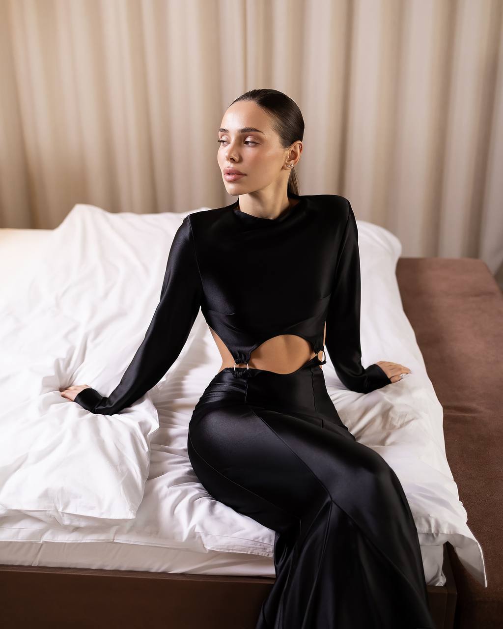 Black maxi dress “Aura”