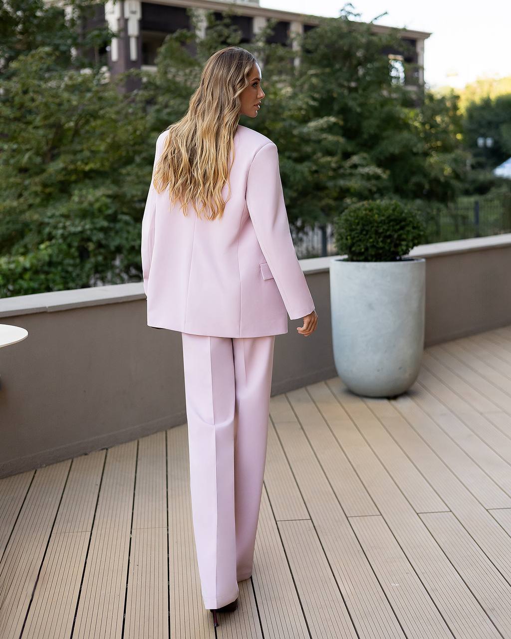 Rožinis trijų dalių kostiumas "Ultra classy"