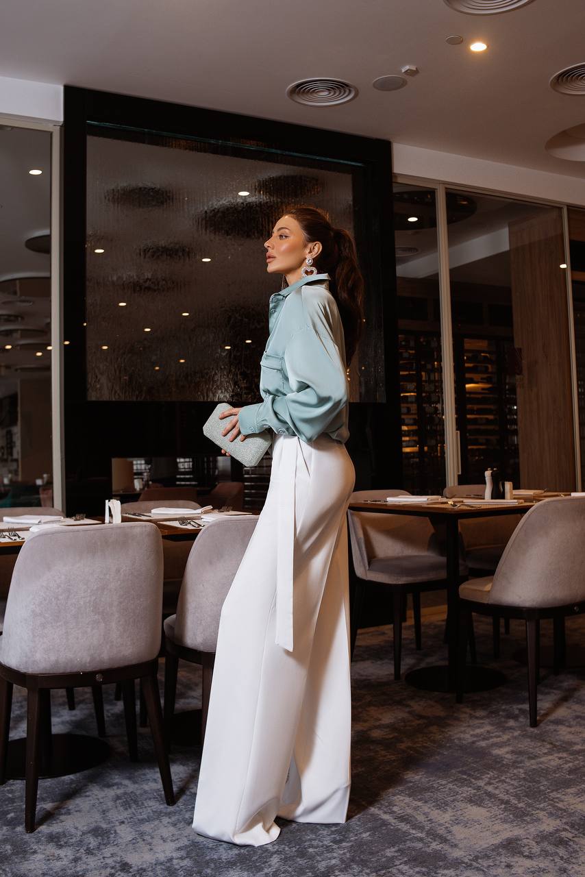 White trousers with belt “Paleja”