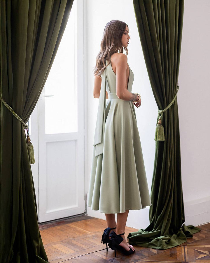 Olive color midi dress "Bow tie back"