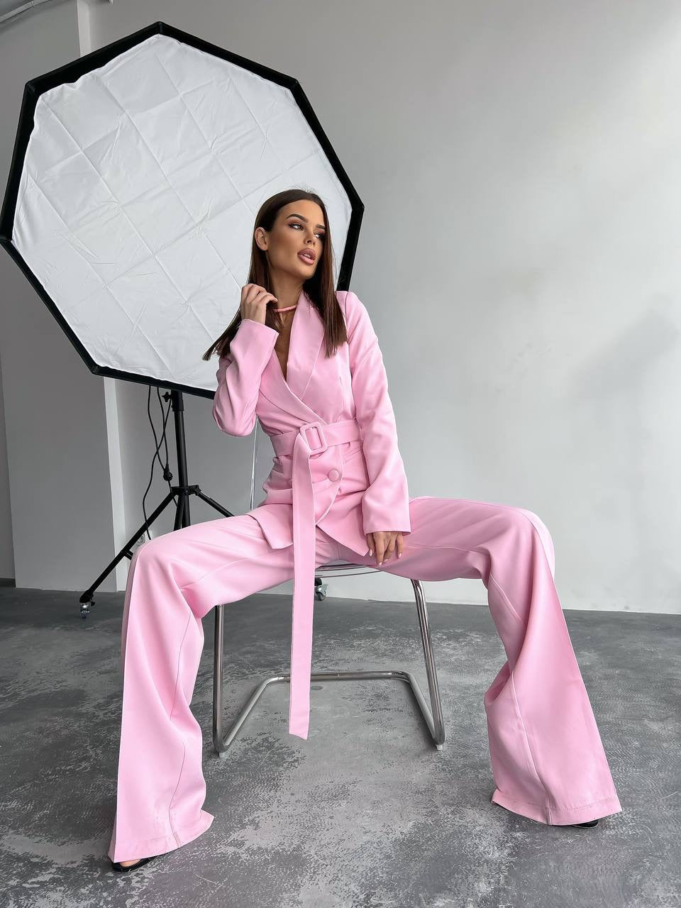 Light pink suit "Long leg belted"