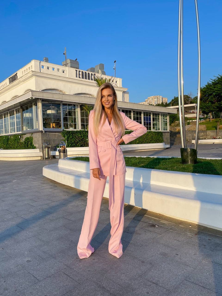 Light pink suit "Long leg belted"