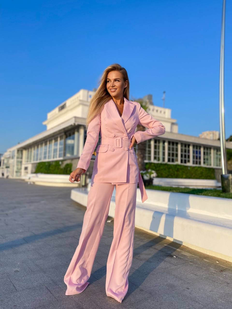 Light pink suit "Long leg belted"