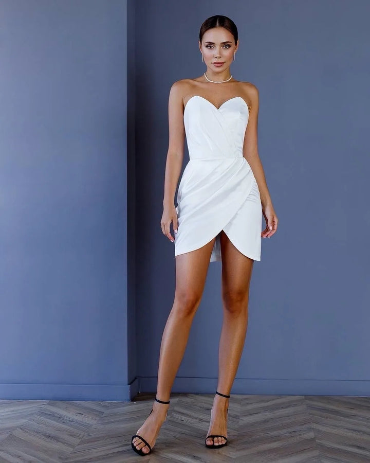 Balta mini suknelė "Luxe satin strapless"
