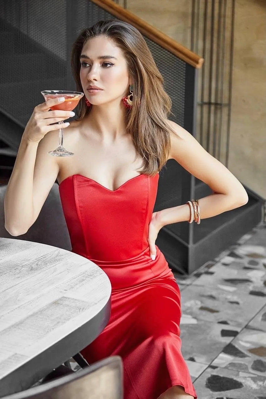 Raudona suknelė "Royal satin corset midi"